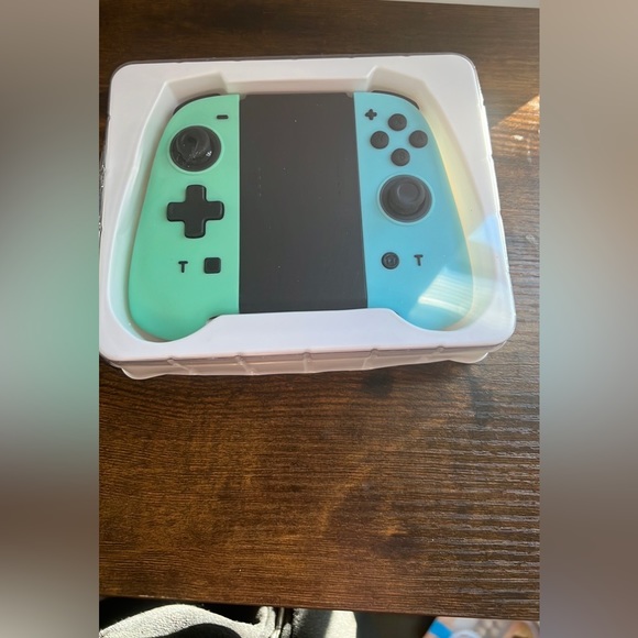 SINGLAND Wireless Controller for Nintendo Switch green and blue New open box - Picture 1 of 3